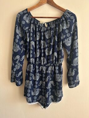 Gauzy Elephant Print Off-Shoulder Romper – Boho Festival / Vacation Piece M